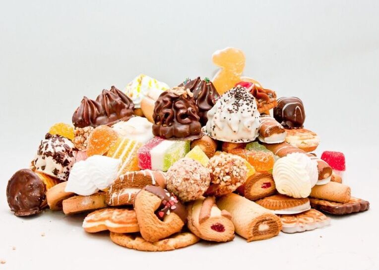 Quien quiera perder peso debe evitar los dulces y los productos horneados. 